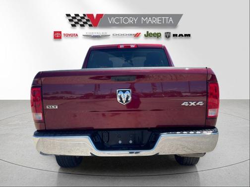Delmonico Red Pearlcoat 2024 RAM 1500 Classic SLT