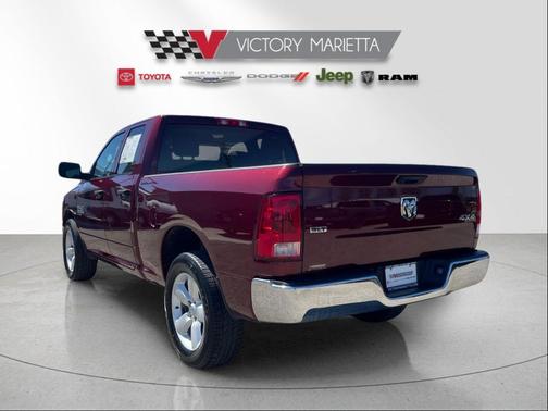 Delmonico Red Pearlcoat 2024 RAM 1500 Classic SLT