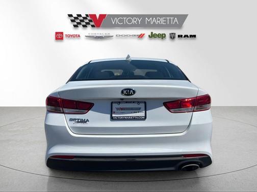Snow White Pearl 2017 Kia Optima LX