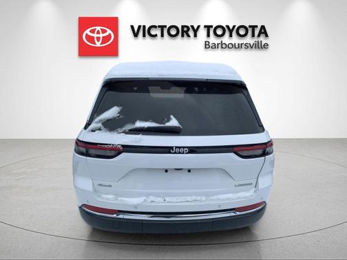 2024 Jeep Grand Cherokee Laredo