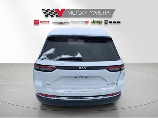 2024 Jeep Grand Cherokee Laredo