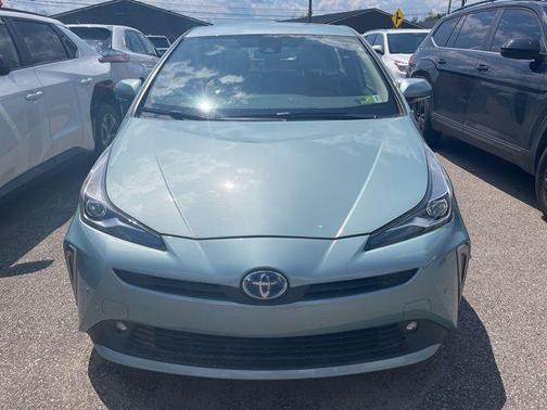 2022 Toyota Prius LE