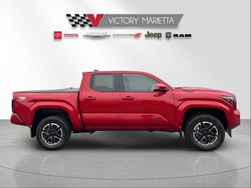 2026 Toyota Tacoma Hybrid TRD Sport
