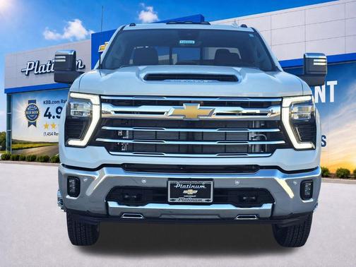 Summit White 2026 Chevrolet Silverado 3500 LTZ