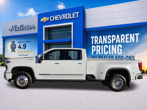 Polar White Tricoat 2026 Chevrolet Silverado 3500 High Country