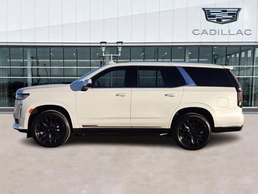 2024 Cadillac Escalade Luxury