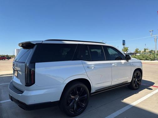 2025 Cadillac Escalade Sport Platinum