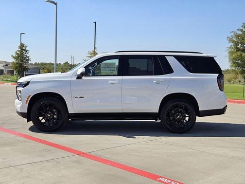 2026 Chevrolet Tahoe 4WD RST