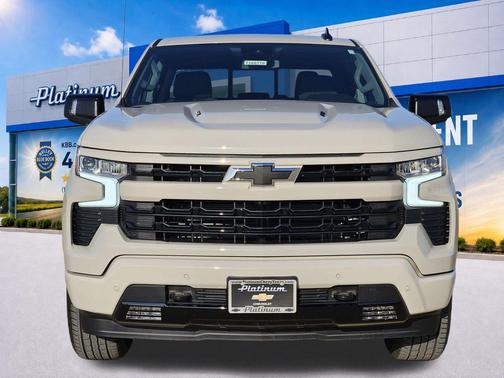 White Sands 2026 Chevrolet Silverado 1500 RST