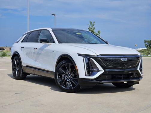 2024 Cadillac LYRIQ Sport