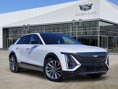 2024 Cadillac LYRIQ Sport