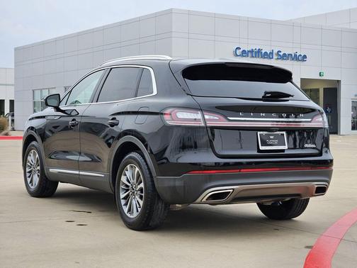 2023 Lincoln Nautilus Standard