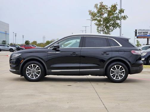 2023 Lincoln Nautilus Standard
