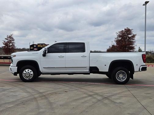 2024 Chevrolet Silverado 3500 High Country
