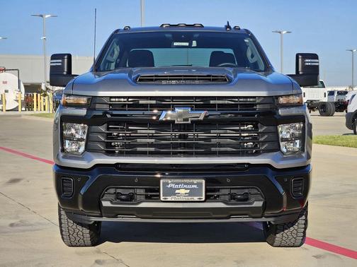 2026 Chevrolet Silverado 2500 Custom