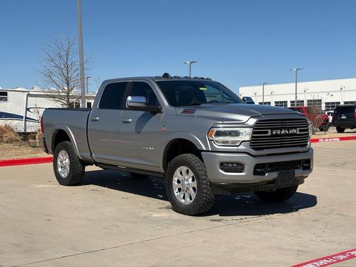 2021 RAM 2500 Laramie Crew Cab 4x4 6'4' Box