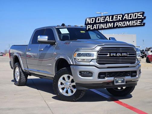 2021 RAM 2500 Laramie Crew Cab 4x4 6'4' Box