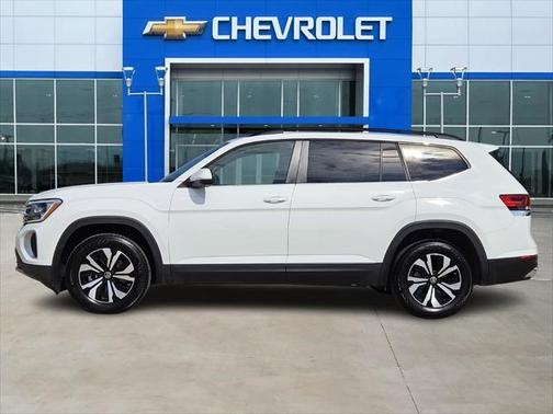 2024 Volkswagen Atlas 2.0T SE