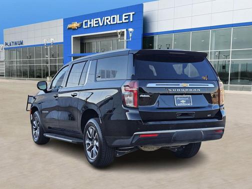2021 Chevrolet Suburban LT