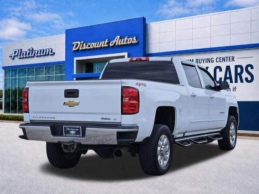 Summit White 2018 Chevrolet Silverado 2500 LT