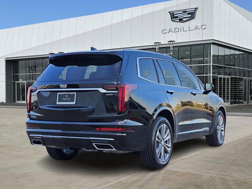 2025 Cadillac XT6 Premium Luxury FWD