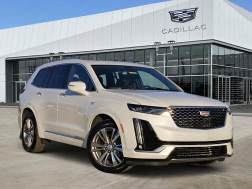 2025 Cadillac XT6 Premium Luxury FWD