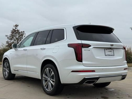 2020 Cadillac XT6 Premium Luxury FWD