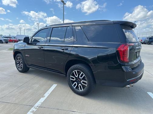 2023 GMC Yukon 4WD AT4