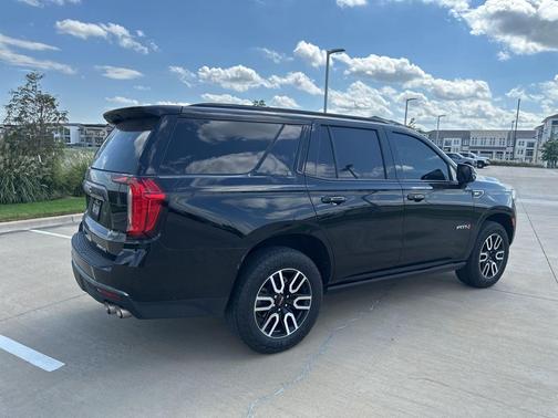 2023 GMC Yukon 4WD AT4