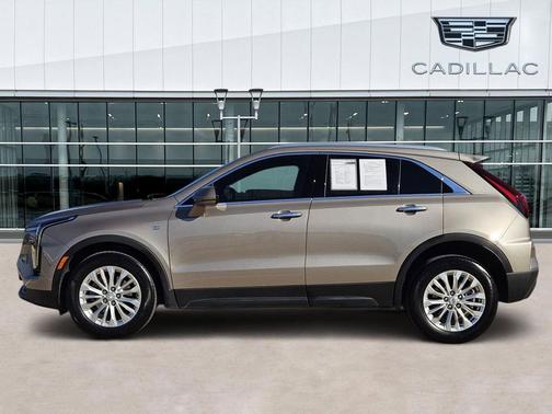 2024 Cadillac XT4 Luxury