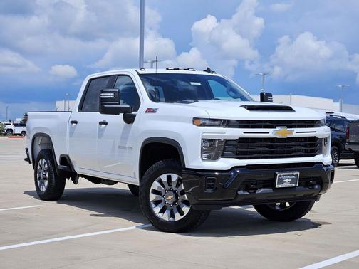 2025 Chevrolet Silverado 2500 Custom