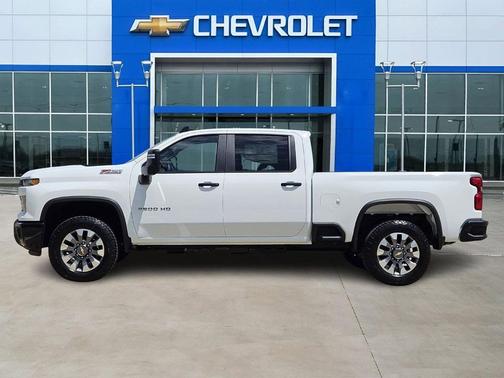 2025 Chevrolet Silverado 2500 Custom