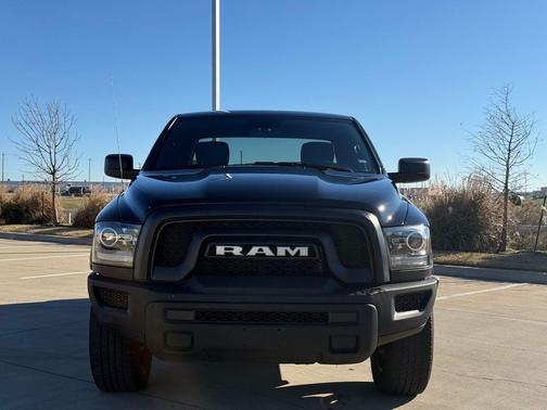 2024 RAM 1500 Classic Warlock Crew Cab 4x4 5'7' Box