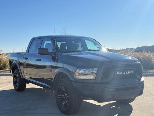 2024 RAM 1500 Classic Warlock Crew Cab 4x4 5'7' Box