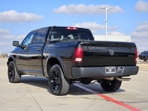 2024 RAM 1500 Classic Warlock Crew Cab 4x4 5'7' Box