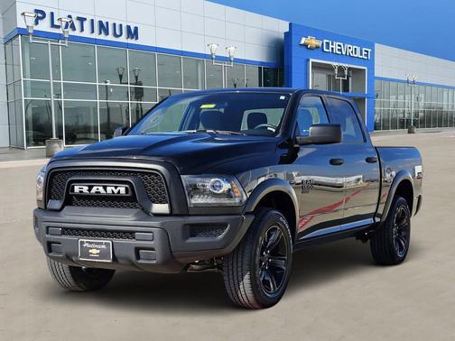 2024 RAM 1500 Classic Warlock Crew Cab 4x4 5'7' Box