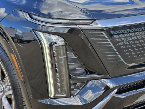 2026 Cadillac VISTIQ Sport