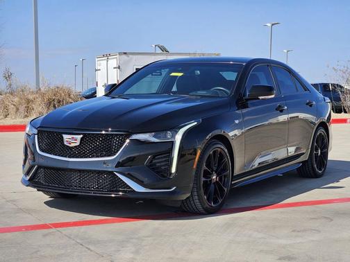 2023 Cadillac CT4 Sport