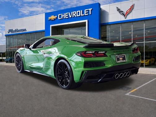Roswell Green Metallic 2026 Chevrolet Corvette Z06
