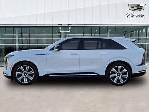 2025 Cadillac Escalade IQ Luxury 1