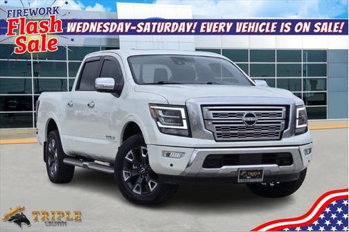 2023 Nissan Titan Platinum Reserve