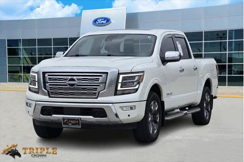 2023 Nissan Titan Platinum Reserve