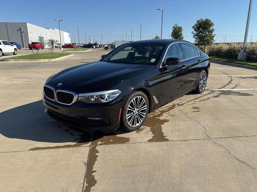 2018 BMW 530 530i