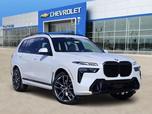 Mineral White Metallic 2027 BMW X7 xDrive40i