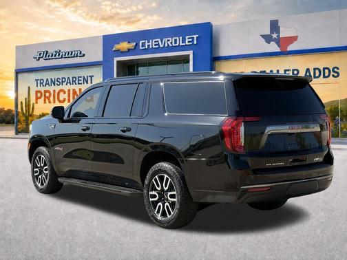 Onyx Black 2024 GMC Yukon XL AT4