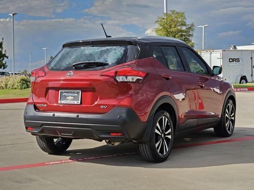 2020 Nissan Kicks SV