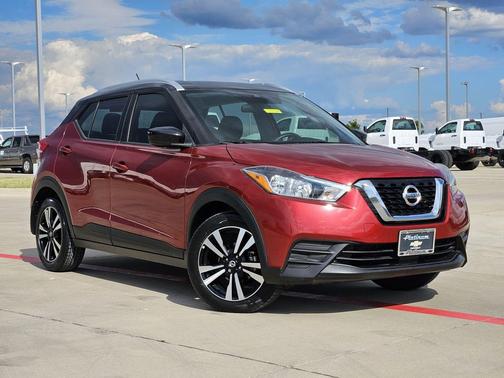 2020 Nissan Kicks SV