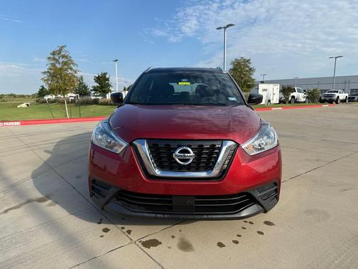 2020 Nissan Kicks SV