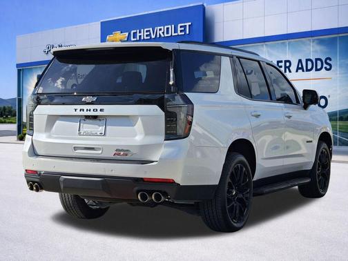 Iridescent Pearl Tricoat 2025 Chevrolet Tahoe 4WD RST