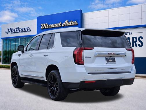 White Frost Tricoat 2021 GMC Yukon SLT